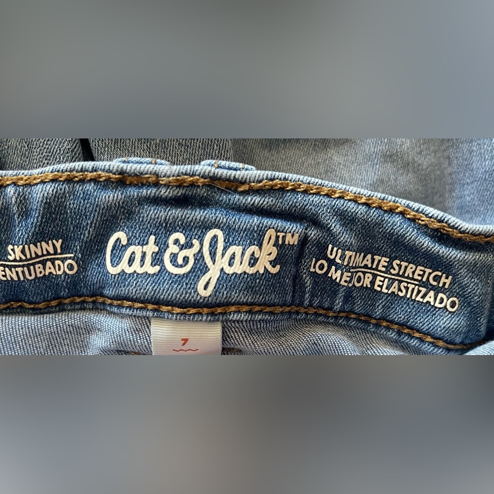Boys kid Cat & Jack skinny ultimate stretch size 7 jeans